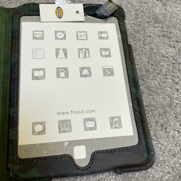 Fossil Authentic Long Bunker TABLET Camo Cover GREEN SML1088346 - Picture 3 of 6